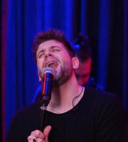 Ο Μιχάλης Καραγκούνης τα έδωσε όλα στο SoHo Absolutely Fabulous!