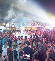 Φωτορεπορτάζ από το επικό πάρτυ με τον Culoe De Song στο Yacht Club