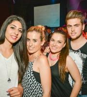 "Μύρισε" καλοκαίρι στο "Beach Boat Party" του Prive Club.