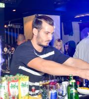 Το αδιαχώρητο στο Grand Opening του Level 1 στο Room 6.