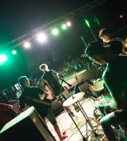 Μαθητικά και τοπικά μουσικά συγκροτήματα, dj's και χορευτικές παρουσιάσεις σε μια συναυλία για τη Ζωή. 