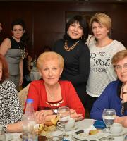 Εκδήλωση των Vita Plus με κοπή πίτας και βραβεύσεις.