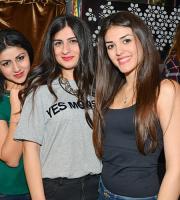 Παρασκευή βράδυ στο Prive club και η διασκέδαση χτυπάει 'κόκκινο'.