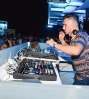 Μας ξεσήκωσε ο dj Tsisma την Παρασκευή στο Yacht Club
