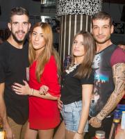 Ο γνωστός χαμός τη Παρασκευή στο Prive Club.