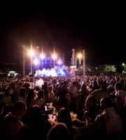 Φωτορεπορτάζ από τη μεγάλη καλοκαιρινή συναυλία της Άννας Βίσση στην Αλεξανδρούπολη