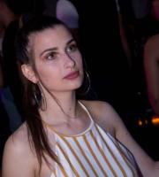Το "Bad Bulls" κατέβηκε παραλία και ξεσήκωσε το Reina!