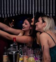 Το αδιαχώρητο επικράτησε στο Πρωτοχρονιάτικο party του ΝΟΑ