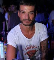 Ξεσήκωσε το τελευταίο party των Bad Bulls στο Reina the Villa Project