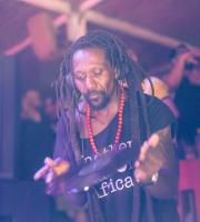 Όταν ο MR. Raoul K βρέθηκε στα decks του Ammo Ammo!