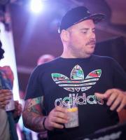 Φωτορεπορτάζ από το dj set του Floyd Lavine στο Ammo - Ammo beach bar