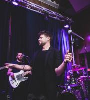 Ο Μιχάλης Καραγκούνης τα έδωσε όλα στο SoHo Absolutely Fabulous!