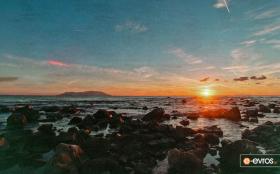 Vintage λήψη του ηλιοβασιλέματος στο Θρακικό Πέλαγος