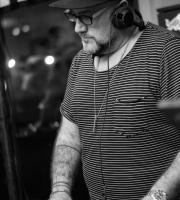 Τα Wake up events στο ΝOA cafe - bar με guest τον άπαιχτο Sabb