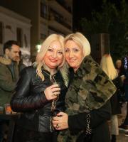 Πλημμύρισε κόσμο το νέο "Agora Market + quality coffee" στα επίσημα εγκαίνιά του