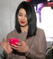 Η Evita μοίρασε... καρδούλες του Αγίου Βαλεντίνου, στο SoHo Absolutely Fabulous