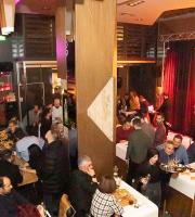 Η Evita μοίρασε... καρδούλες του Αγίου Βαλεντίνου, στο SoHo Absolutely Fabulous