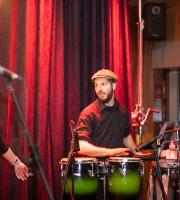 Η Evita μοίρασε... καρδούλες του Αγίου Βαλεντίνου, στο SoHo Absolutely Fabulous