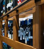 Wine & spirits boutique