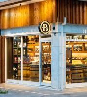 Wine & spirits boutique