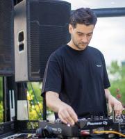 "Χαμό" έκανε o dj Andreas Athineos στο roof garden του Drunk Sinatra