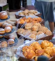 Οι "Κουλουράδες" έφτασαν και στην Αλεξανδρούπολη - Μοσχομύρισε το κέντρο της πόλης!