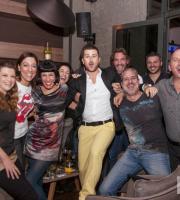 O δικός μας Στέλιος γιόρτασε τα γενέθλιά του στο 'Κυβερνείο' cafe - bar.