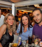 ΝΟΑ cafe - bar: βραδιές με την καλύτερη παρέα στο λιμάνι!
