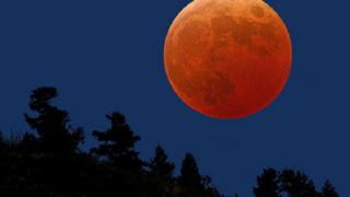 'Ματωμένο' φεγγάρι τη Μεγάλη Τρίτη.