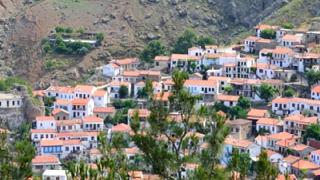 Τα 20 πράγματα που κάνουν το 'νησί της Νίκης' μοναδικό στο είδος του παγκοσμίως!