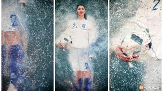 Who is Βαγγελιώ;