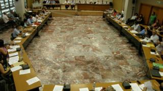 Εκλογές 2014: Πόσους Περιφερειακούς Συμβούλους εκλέγει κάθε Π.Ε.