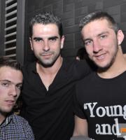 We ♥ Sunday με Stratos S στα decks του Eccentrico cafe.