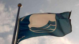 Δύο ακτές της Αλεξανδρούπολης με 'γαλάζια σημαία' για το 2013.