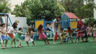 To πρόγραμμα των καλοκαιρινών γιορτών στους παιδικούς του Δήμου Αλεξ/πολης.