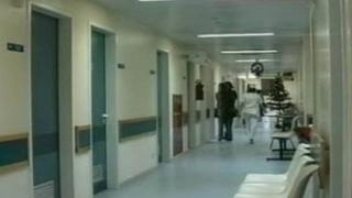 12 θέσεις συνεργατών στα Κέντρα Υγείας Σαμοθράκης και Δικαίων.