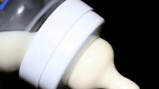 Aνάκληση βρεφικού γάλακτος από τον Εθνικό Οργανισμό Φαρμάκων.