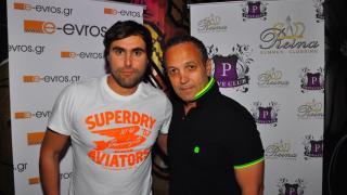 Super closing party στο Prive με φόντο το...Reina - To κόκκινο χαλί.