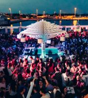 Φωτογραφίες από το set του Culoe de Song στο Yacht club, στην Αλεξανδρούπολη