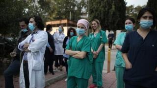ΑΜΘ: «Πόλεμος» μεταξύ υγειονομικών με αφορμή τα μέτρα για τον υποχρεωτικό εμβολιασμό