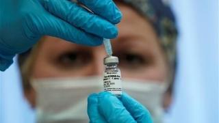 Ανοίγει σήμερα η πλατφόρμα εμβολιασμoύ κατά της Covid-19 για 285.000 πολίτες