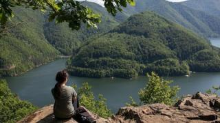 Γιατί η Σαμοθράκη προσελκύει ταξιδιώτες που αναζητούν ηρεμία, φύση και απλότητα