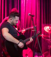 Ο Θέμης Παναγιωτίδης live στο SoHo Absolutely Fabulous μέσα από εικόνες