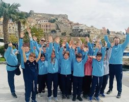 Σε κολυμβητικούς αγώνες στην Καβάλα συμμετείχε ο Νηρέας Ορεστιάδας