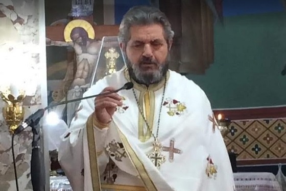 Το πρωί του Σαββάτου στις 10, η εξόδιος ακολουθία του πατέρα Εμμανουήλ Καμπούρη στη Σαμοθράκη.