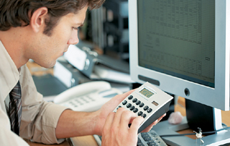 Σε τεκμήριο εισοδήματος μετατρέπονται πλέον οι δαπάνες των φορολογούμενων.