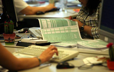 Θα κληθούν να καταβάλλουν από 650 έως 1.000 ευρώ.