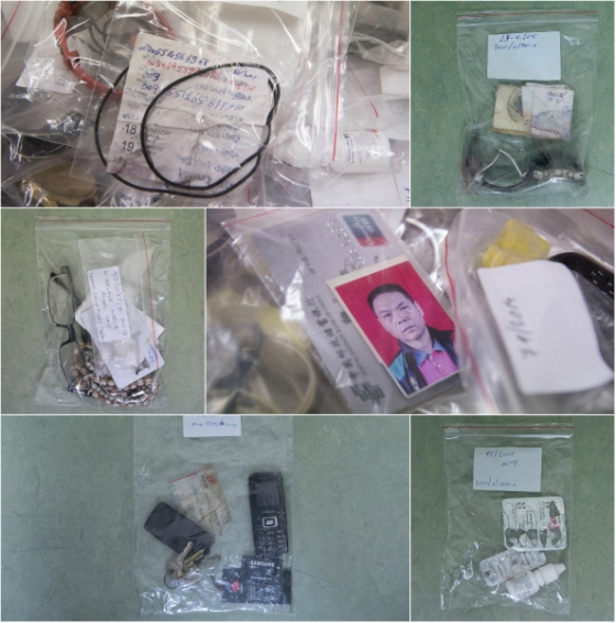 Tα προσωπικά αντικείμενα των νεκρών μεταναστών που βρίσκονται στον λασπώδη πυθμένα του Έβρου