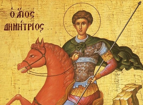Ο Δημήτριος γεννήθηκε γύρω στο 280 στη Θεσσαλονίκη, επί αυτοκράτορος Μαξιμιανού, και καταγόταν από αριστοκρατική οικογένεια. 