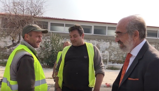 Ο Β.Λαμπάκης στο σημείο των εργασίων